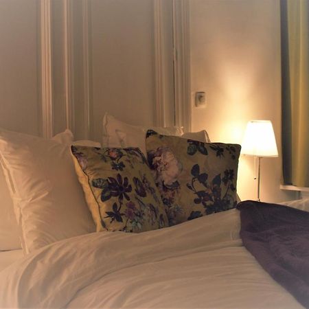 Quiet Apartment In Antwerp Near Parc - B&B Intermezzo - Business & Leisure ภายนอก รูปภาพ