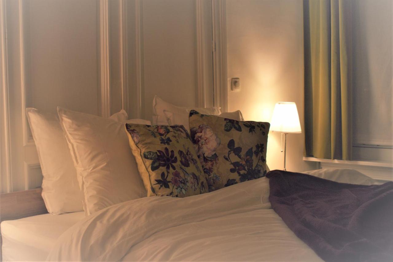 Quiet Apartment In Antwerp Near Parc - B&B Intermezzo - Business & Leisure ภายนอก รูปภาพ